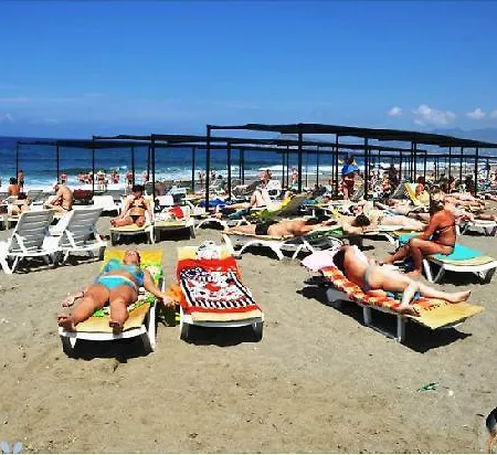 Club Uluslar Hotel 4*